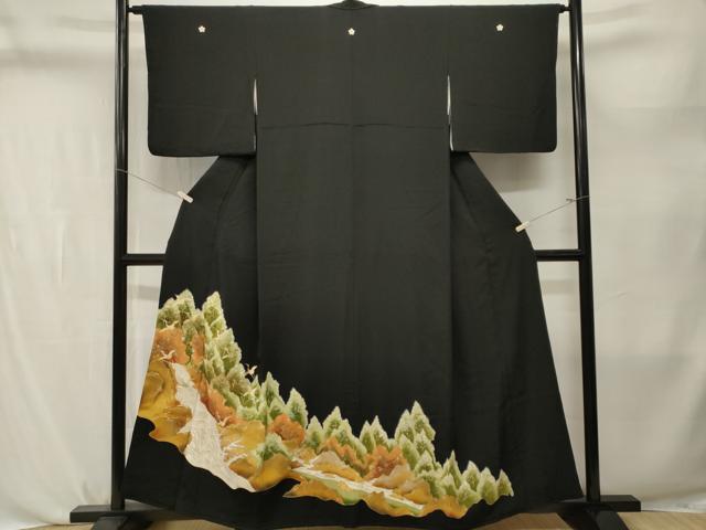 平和屋着物■豪華黒留袖 駒刺繍 立波飛鶴樹林文 金彩 正絹 逸品 CABL3767ev