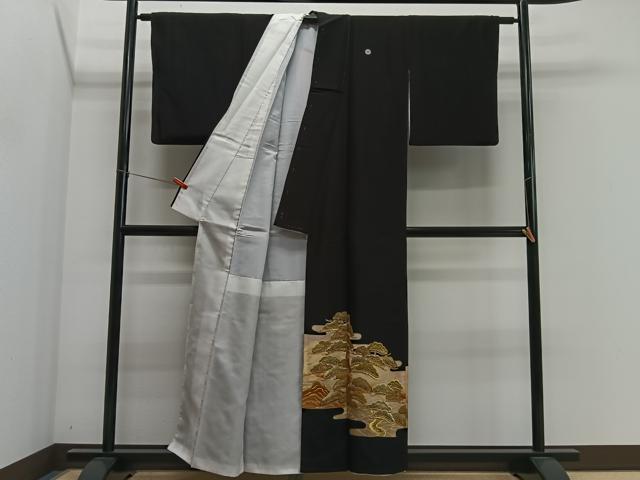 平和屋着物■豪華黒留袖 刺繍 流水松文 金彩 洗える着物 CABL4376ua