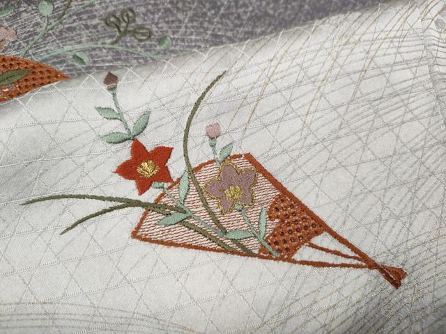 平和屋着物●中国三大刺繍 スワトウ刺繍 汕頭刺繍 総刺繍 訪問着 扇面花文 暈し染め 金彩 正絹 逸品 未使用 CABL8587ut