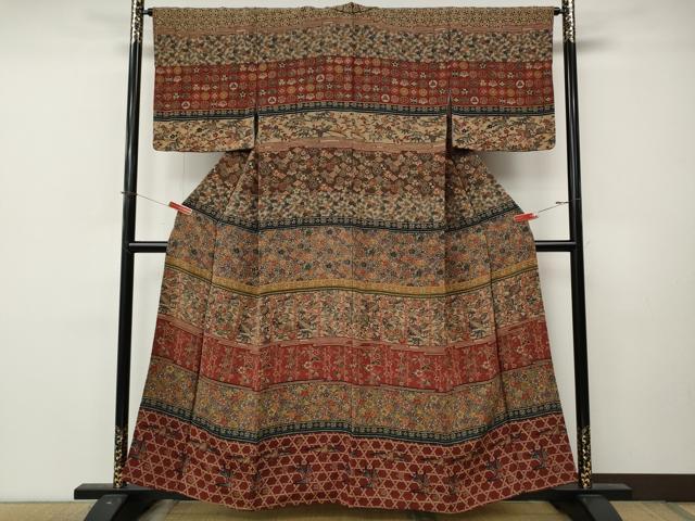 平和屋着物●訪問着 型染め 飛鳥横段花文 鬼しぼ縮緬 正絹 逸品 CABL8678ut