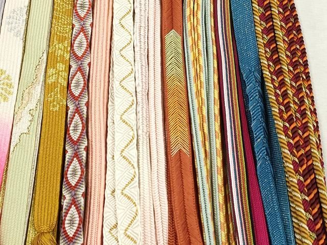 平和屋着物●和装小物 帯締め20本セット 高麗組 唐組 畝組 冠組 大和組 丸源氏組 観世組 礼装用 金銀糸 逸品 CABL9371qe