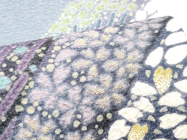 平和屋着物●十日町 名門 滝泰謹製 中国三大刺繍 相良刺繍 太鼓柄袋帯 おぼろ染め 襲絞り 草花文 銀通し地 正絹 逸品 CABL9755hy