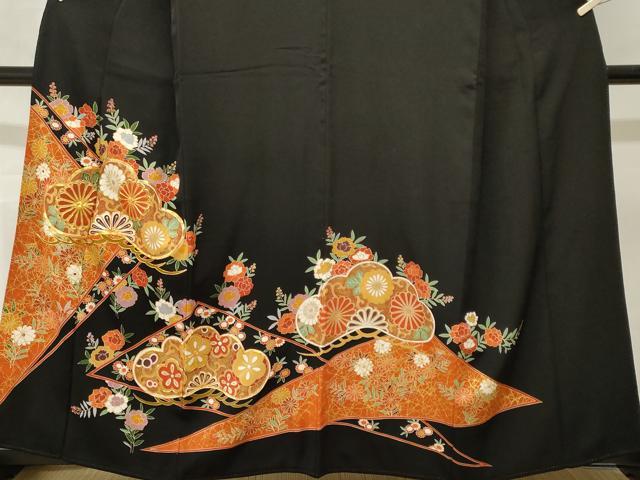 平和屋着物■豪華黒留袖 駒刺繍 松花唐草文 金彩 正絹 逸品 CABM1827ev