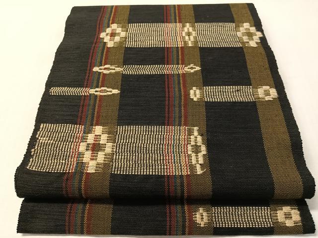 平和屋着物●八寸名古屋帯 北海道手織紬 エルム ユーカラ織 花間道 黒地 CABM2805vp
