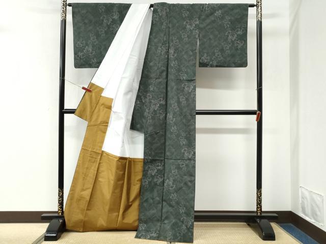 平和屋着物●本場大島紬 葡萄蔦の葉文 大山謹製 さが美扱い 証紙・証明書付き 正絹 逸品 CABM3726yc