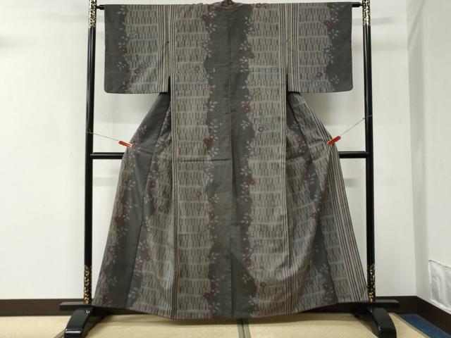 平和屋着物●上質な小紋 紬地 矢羽更紗枝花文 正絹 逸品 CABM3740yc