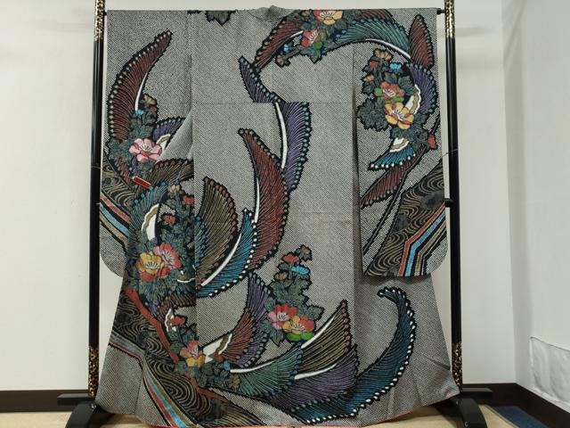 平和屋着物●豪華振袖 絞り 孔雀花文 黒地 金彩 正絹 逸品 CABM3799yc