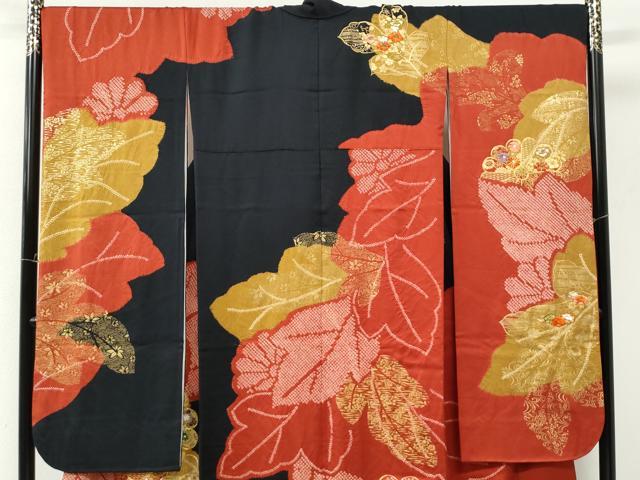 平和屋着物●豪華振袖 駒刺繍 絞り 流水舞花文 黒地 金彩 鈴乃屋扱い 正絹 逸品 CABM3991yc