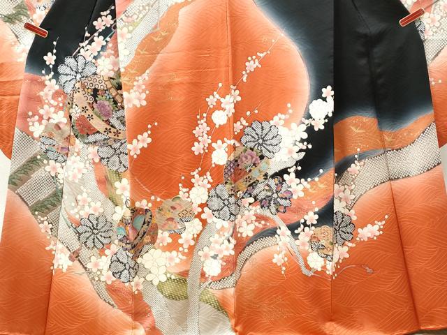 平和屋着物●豪華振袖 舞花吉祥文 暈し染め 黒地 金彩 正絹 逸品 CABM4138yc
