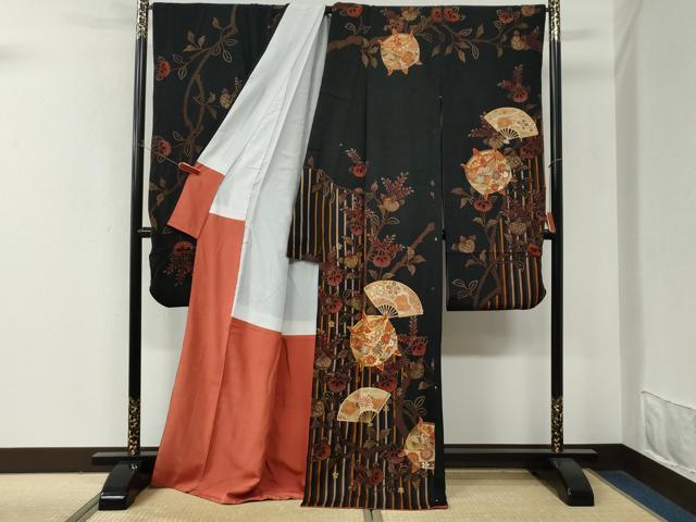 平和屋着物●豪華振袖 駒刺繍 糸巻き扇面橘花文 黒地 金彩 正絹 逸品 CABM4311yc