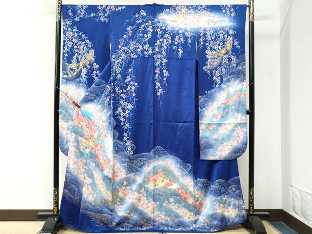 平和屋着物●豪華振袖 絞り 立波飛鶴梅舞桜文 暈し染め 金彩 正絹 逸品 CABM4328yc
