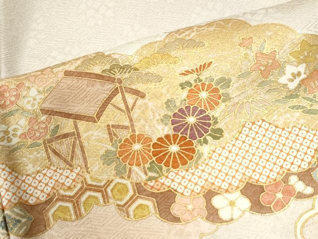平和屋着物●色留訪問着 作家物 駒刺繍 雲重ね宝尽くし花唐草文 金彩 正絹 逸品 CABM4492yc