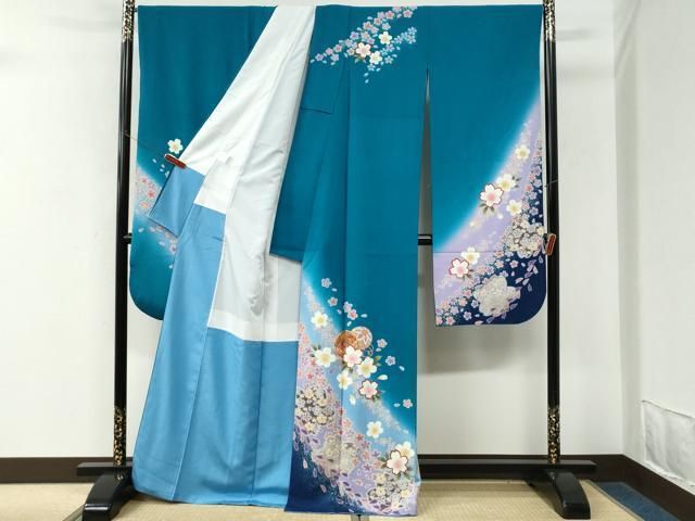 平和屋着物●豪華振袖 駒刺繍 毬舞花文 暈し染め 金彩 正絹 逸品 CABM4602yc