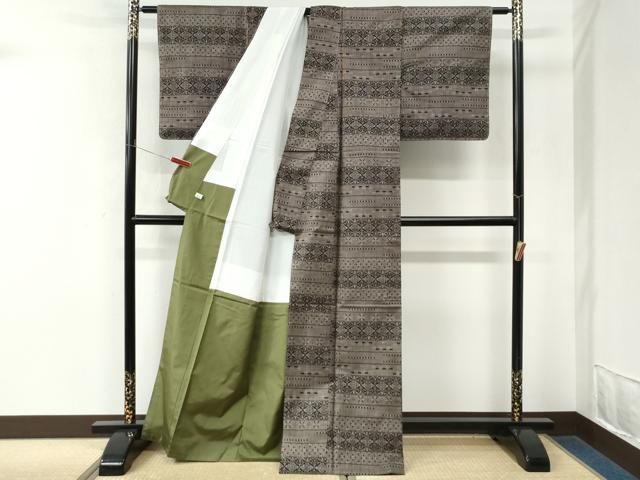 平和屋着物●本場大島紬 7マルキ 横段吉祥文 正絹 逸品 未使用 CABM4615yc