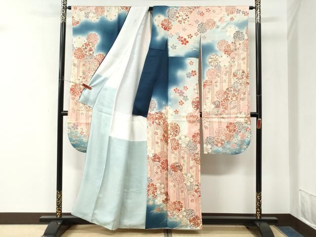平和屋着物●豪華振袖 駒刺繍 舞花文 暈し染め 金彩 正絹 逸品 CABM4664yc