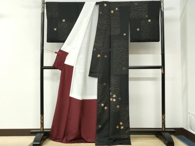 平和屋着物●訪問着 変わり市松露芝楓文 黒地 金彩 正絹 逸品 CABM4692yc