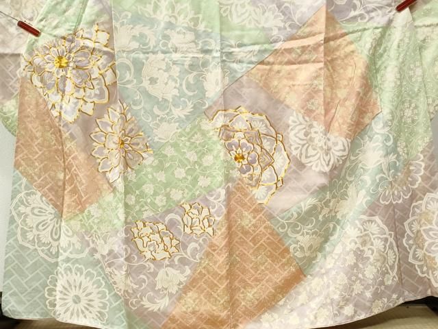 平和屋着物●豪華振袖 駒刺繍 切嵌更紗花唐草文 金彩 正絹 逸品 CABM4697yc