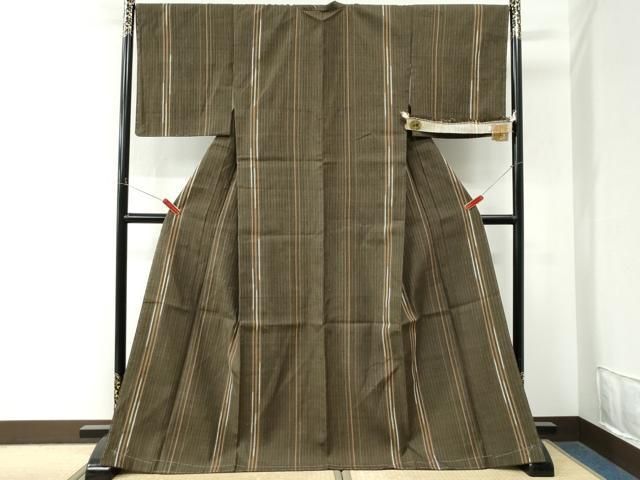 平和屋着物●本場結城紬 重要無形文化財 縞 証紙付き ロング丈 正絹 逸品 未使用 CABM4709yc