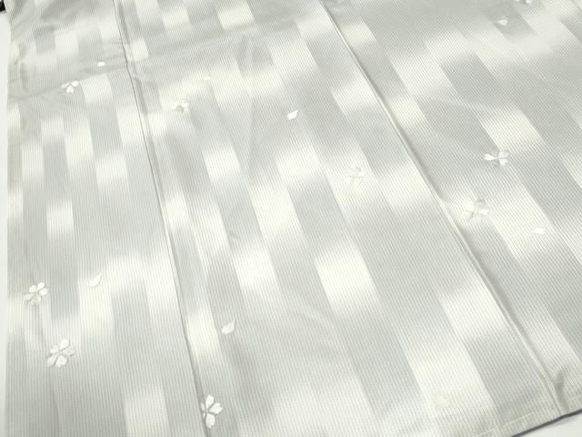 平和屋着物●本場縞大島紬 総刺繍 舞桜文 正絹 逸品 未使用 CABM4786yc