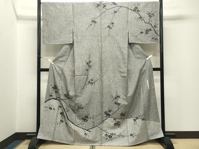 平和屋着物●二代目 川村久太郎 訪問着 枝梅文 たたき染め 黒地 正絹 逸品 未使用 CABM5029gh