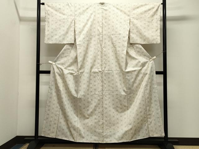 平和屋着物●本場大島紬 白大島 7マルキ 麻の葉文様 正絹 逸品 CABM5236gh