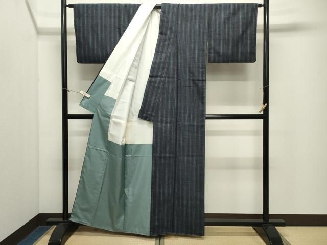 平和屋着物●本場結城紬 重要無形文化財 80亀甲 縞 反端付き 正絹 逸品 未使用 CABM5441gh