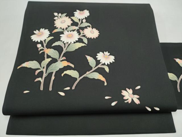 平和屋着物●塩瀬 九寸名古屋帯 友禅 枝菊文 黒地 正絹 逸品 CABM6351hy