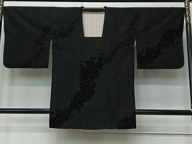 平和屋着物#道行コート 輪奈ビロード 草花文 黒地 正絹 逸品 CABM6433ua
