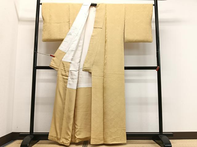 平和屋着物■上質な色無地 亀甲地紋 卵色 正絹 逸品 CABM6637ua
