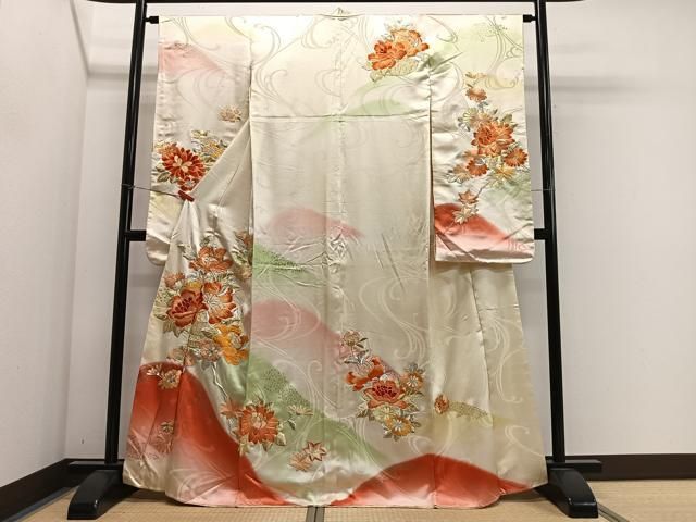 平和屋着物■豪華振袖 総刺繍 駒刺繍 草花文 暈し染め 金彩 正絹 逸品 CABM6761ua