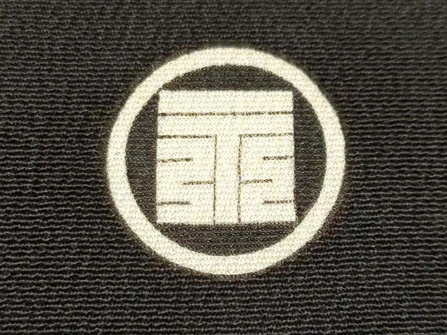 平和屋着物■豪華黒留袖 駒刺繍 孔雀菊文 金彩 正絹 逸品 CABN1209ev