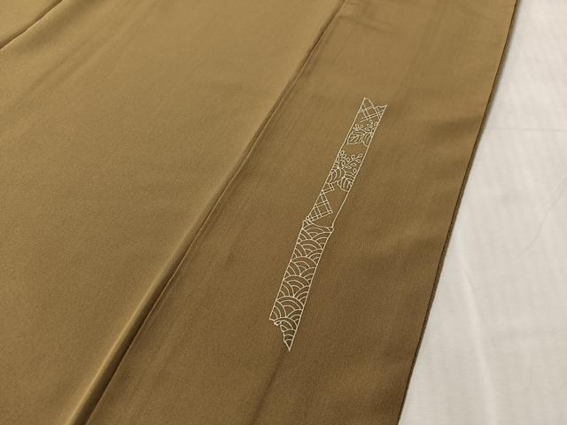 平和屋着物●訪問着 松竹梅竹並び 鬼しぼ縮緬 鶯茶色 正絹 逸品 CABN3172vp