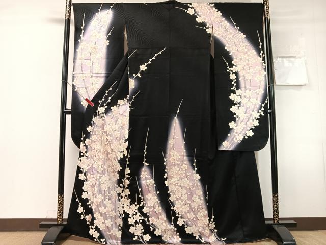 平和屋着物●豪華振袖 槍梅 暈し染め 黒地 金彩 やまと誂製 正絹 逸品 CABN3177vp