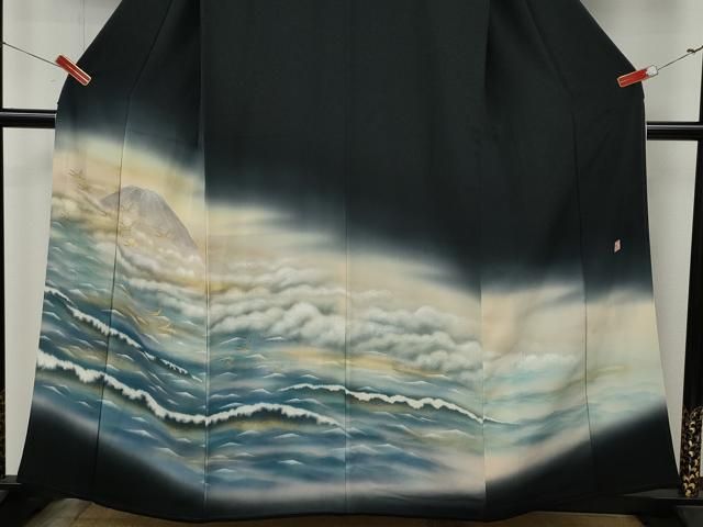 平和屋着物●近代日本画の巨匠 横山大観 じゅらく謹製 黒留袖 遠山飛鶴立波文 暈し染め 金彩 正絹 逸品 CABN4999ut