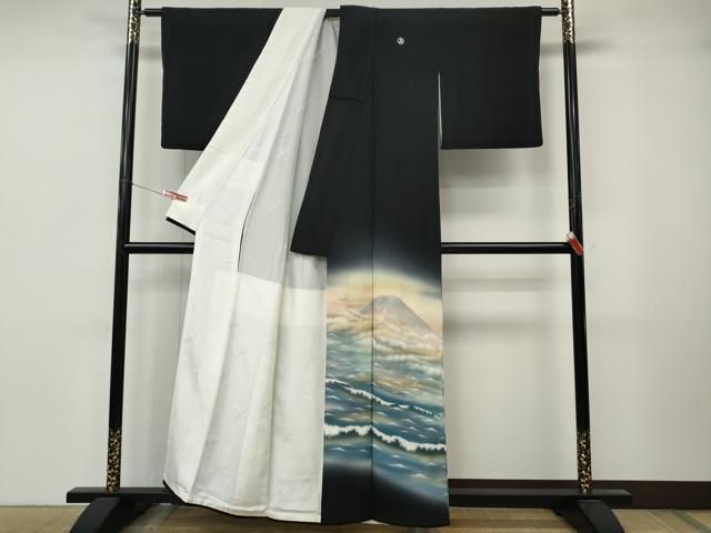 平和屋着物●近代日本画の巨匠 横山大観 じゅらく謹製 黒留袖 遠山飛鶴立波文 暈し染め 金彩 正絹 逸品 CABN4999ut
