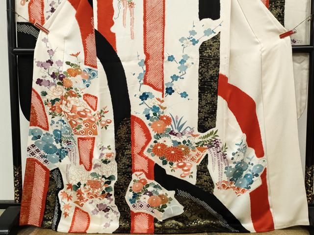 平和屋着物●豪華振袖 駒刺繍 草花文 金彩 正絹 逸品 CABN5004ut