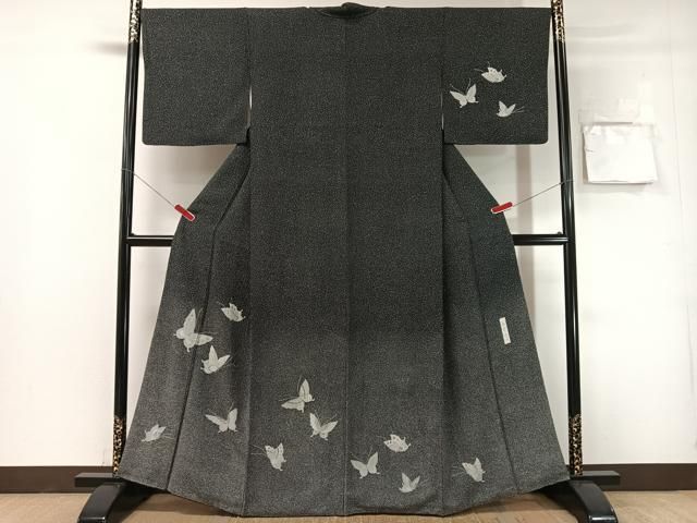 平和屋着物●訪問着 作家物 舞蝶文 黒地 銀彩 正絹 逸品 CABN6061vp