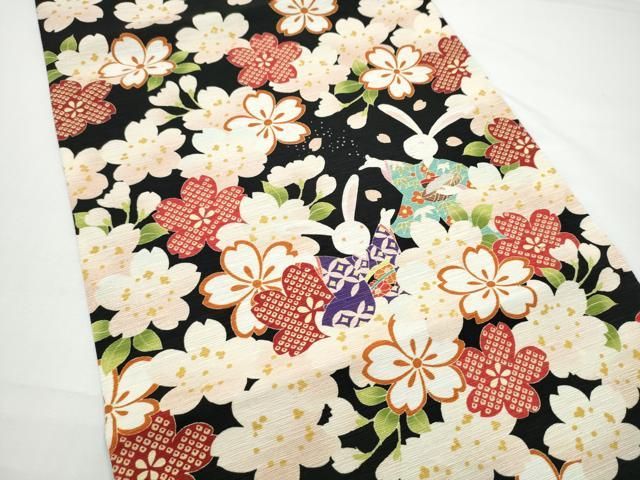 平和屋着物● WAKKA ワッカ 全通柄 京袋帯 兎 舞桜文 黒地 金糸 正絹 逸品 CABN8148hy
