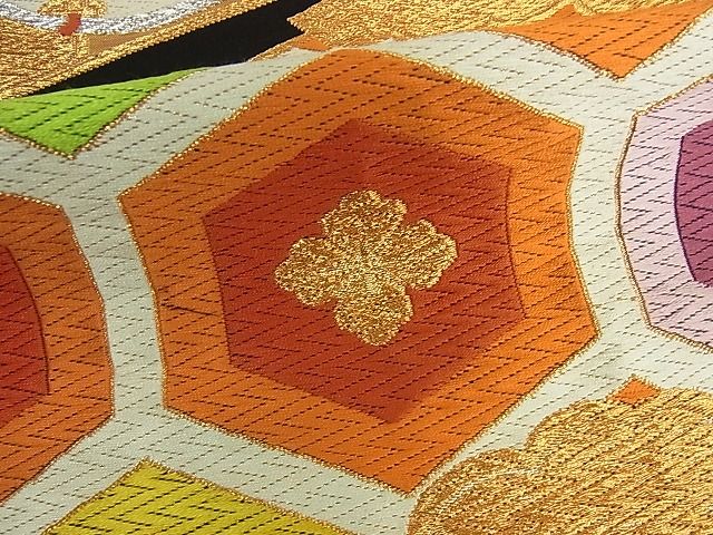 平和屋着物■六通柄袋帯 唐織 鼓亀甲花文 黒地 金糸 逸品 cm2539