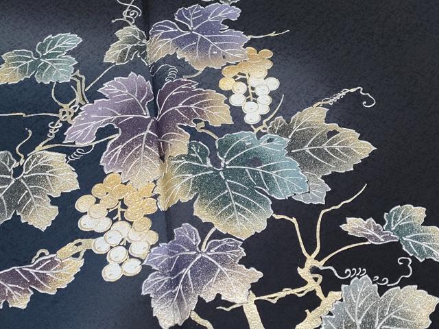 平和屋本店●極上 金彩友禅 卓越技能者・名工・和田光正 訪問着 葡萄蔦の葉文 金銀彩 黒地 逸品 CYAA1037s5