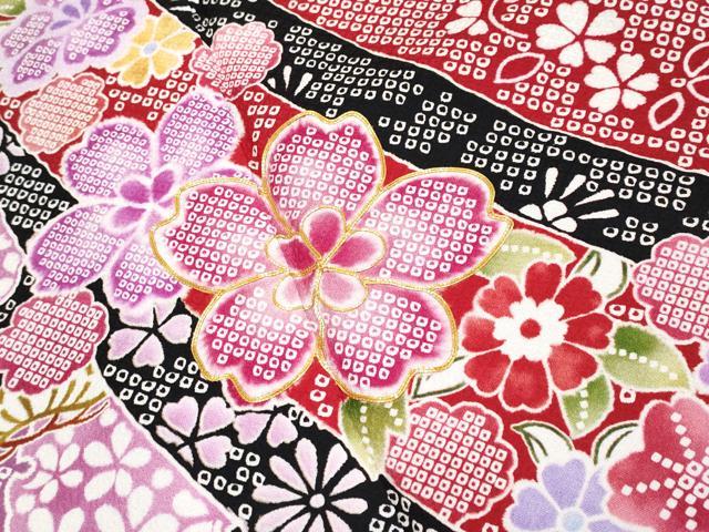 平和屋着物●極上 振袖・長襦袢セット 駒刺繍 束ね熨斗舞花文 茜色地 逸品 CYAA4075s6