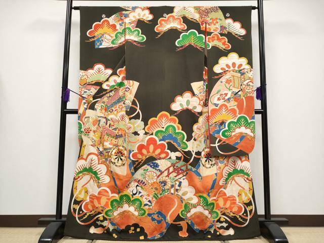 平和屋着物●極上 アンティーク 大正ロマン 振袖 駒刺繍 御所車花松文 黒地 金彩 逸品 CYAA4236s6