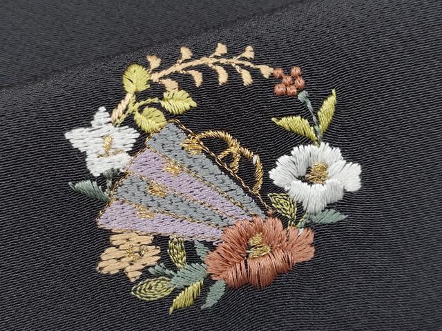平和屋着物∞極上 道中着 ロング丈 総刺繍 花丸文 金糸 黒紅色地 逸品 CYAA4365s6