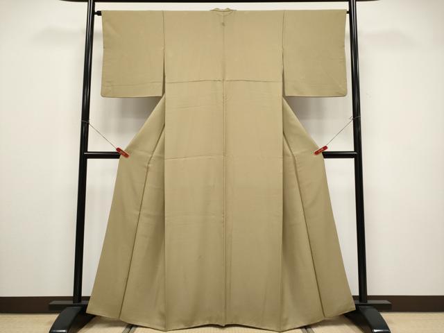 平和屋着物●極上 本加賀友禅作家 由水煌人監修 色無地 寿光織 加賀の季寄せ 朽葉色地 反端付き 逸品 CYAA4504s6