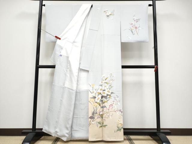 平和屋着物●極上 訪問着 友禅 作家物 枝花文 暈し染め 白梅鼠色地 逸品 CYAA4582s6