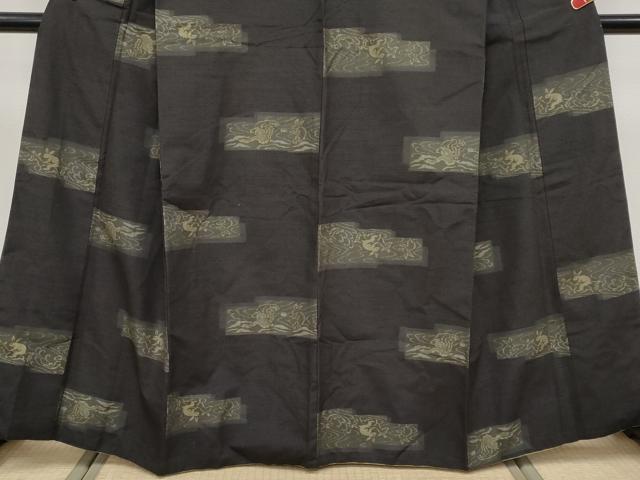 平和屋着物●極上 紬 鳥獣戯画 黒地 逸品 CYAA4598s6