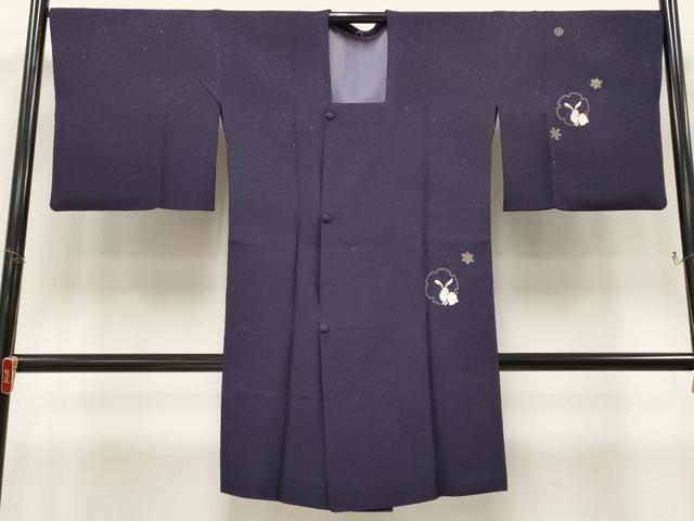 平和屋着物∞極上 道行コート ロング丈 刺繍 雪輪兎 金彩 深紫色地 逸品 CYAA4637s6