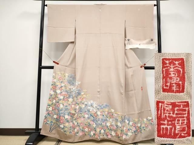 平和屋着物●極上 本加賀友禅作家 百貫華峰 色留袖 枝花文 白茶色地 反端付き 逸品 CYAA4757s6
