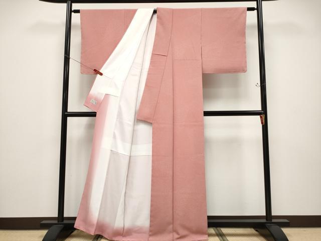 平和屋着物●極上 洗える最高級着物 <英>はなぶさ謹製 江戸小紋 寄せ小紋柄 鬼しぼ縮緬 甚三紅色地 逸品 未使用 CYAA4761s6