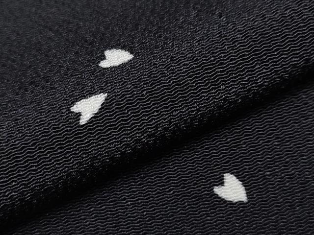 平和屋着物●極上 小紋 舞花びら 黒地 鬼しぼ縮緬 逸品 未使用 CYAA4767s6